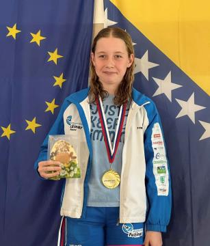 Na Mariničevem memorialu v Velenju odlični rezultati ravenskih plavalcev (4)